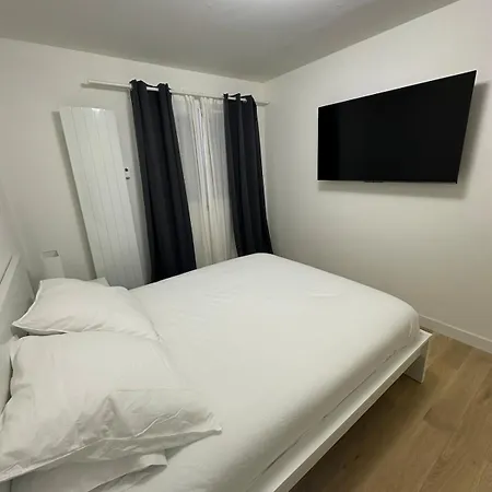 Centre 1 To 6 Person Apartment Nantes